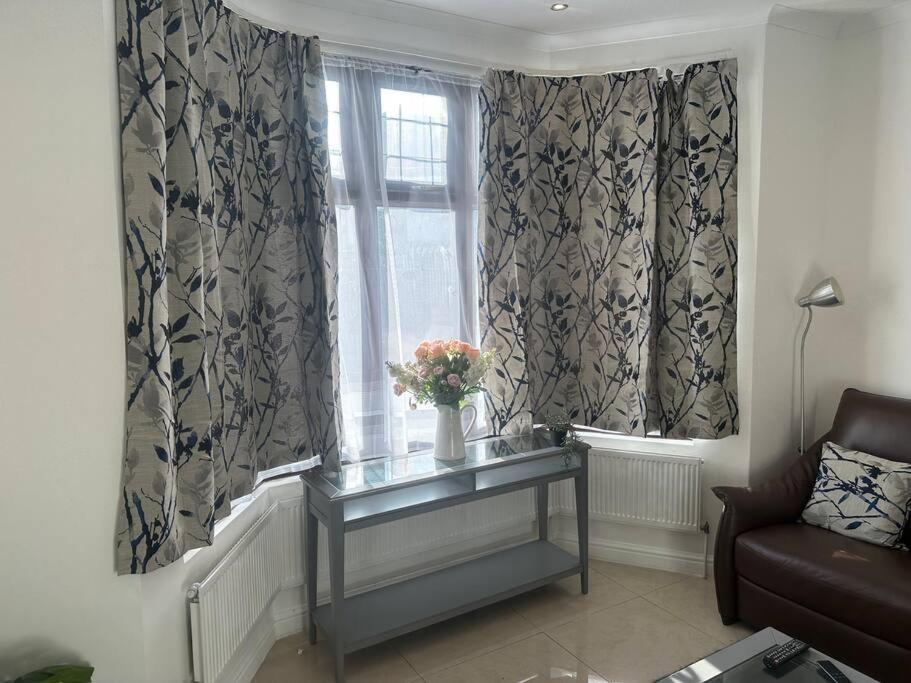 5 Bedroom House Se6 London Bagian luar foto